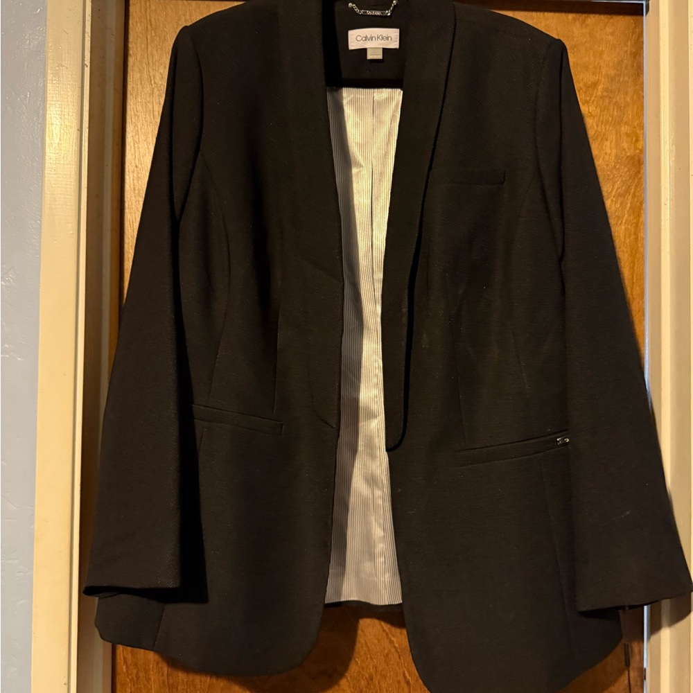 Calvin Klein Elegant Black Blazer